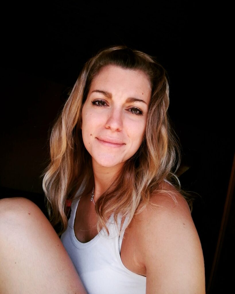Sara Robin insegnante di canto - articolo Fine, a capo